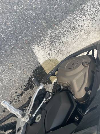 赛450 新车18公里 发动机严重漏油