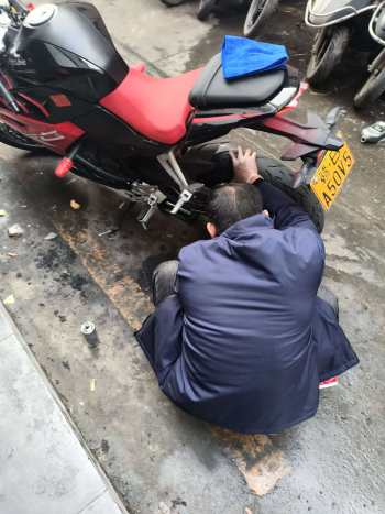 快排失效，ABS油箱壳开裂