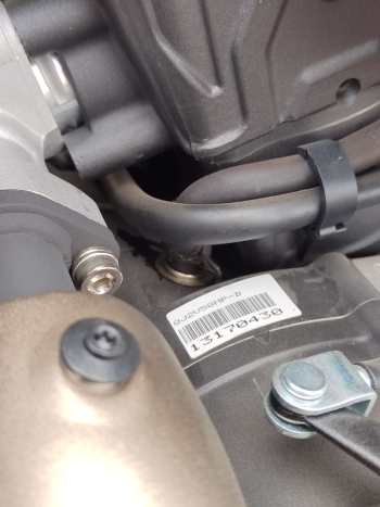闪350提车12天发动机漏油