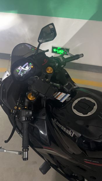 zx4r加装原厂快排出现的问题