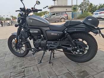 赛科龙ra250熄火，生锈。