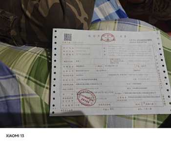 气门异响，伴有漏气的声音