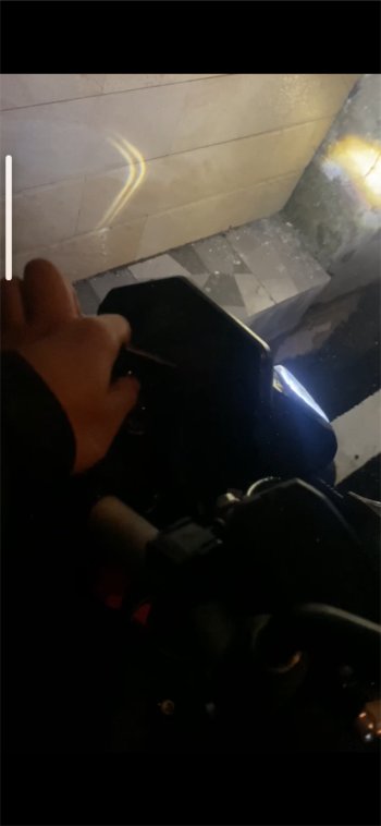 屏幕不亮