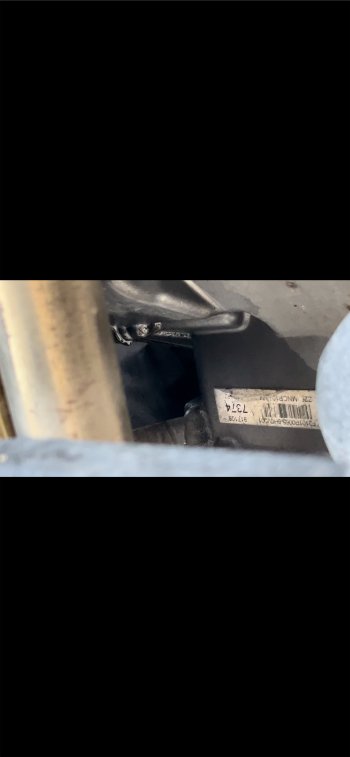 321新玩家水泵漏油