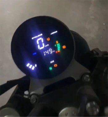 新车100公里发动机故障灯亮